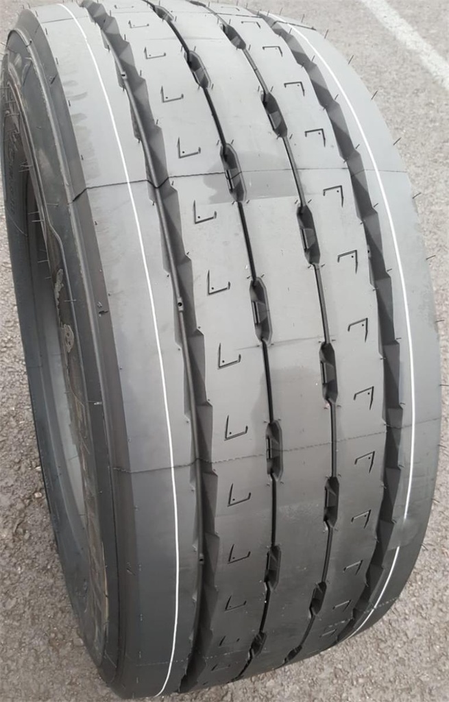215/75R17.5 136/134J MICHELIN X MULTI T2 VM
